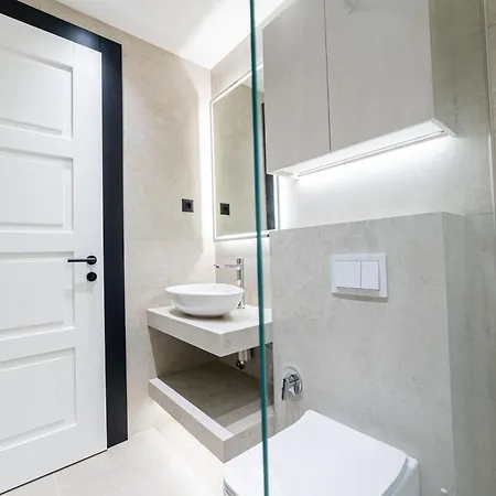 La Perla Delux Apartamento *